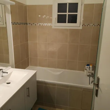 Bienvenus Chez Eric A Montevrain Appartement Buitenkant foto