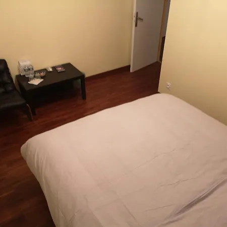 Bienvenus Chez Eric A Montevrain Appartement Buitenkant foto